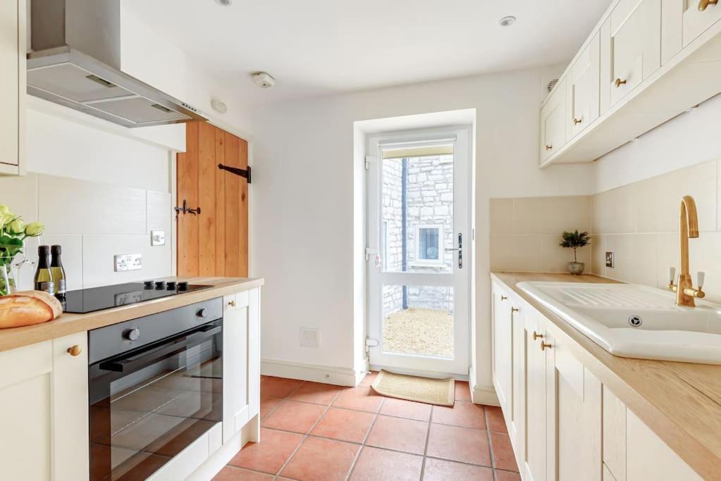 The Cowshed Apartamento Farmborough Exterior foto